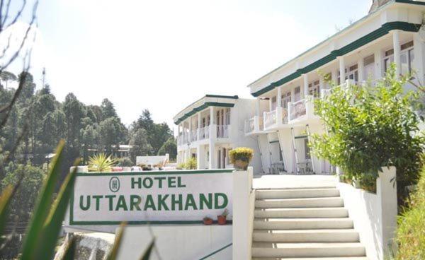 hotel uttarakhand kausani Exteriör bild